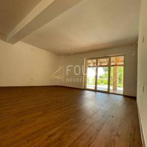 Otok Krk, Soline - okolica, samostojeća kuća s bazenom, 230m2