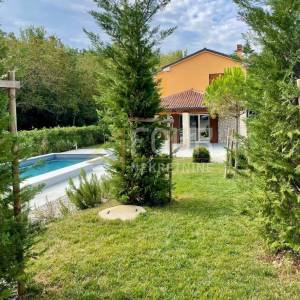 Otok Krk, Soline - okolica, samostojeća kuća s bazenom, 230m2