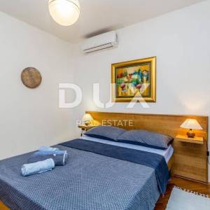 OTOK KRK, ŠOTOVENTO - Samostojeća kuća sa 3 apartmana i pogledom na more