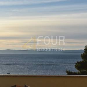 Otok Krk, Stara Baška, apartman 110m2, 1. red do mora