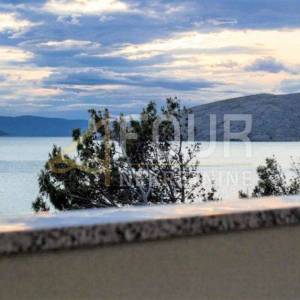 Otok Krk, Stara Baška, apartman 110m2, 1. red do mora