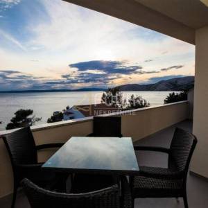 Otok Krk, Stara Baška, apartman 110m2, 1. red do mora