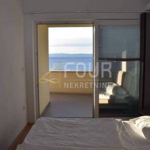 Otok Krk, Stara Baška, apartman 110m2, 1. red do mora