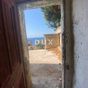 OTOK KRK, STARA BAŠKA - kuća s panoramskim pogledom na more! PRILIKA!
