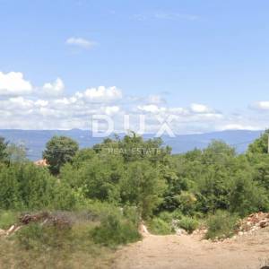 OTOK KRK, SVETI VID DOBRINJSKI- građevinsko zemljište 4288m2 podijeljeno na 7 parcela za ville s bazenom/ apartmane 