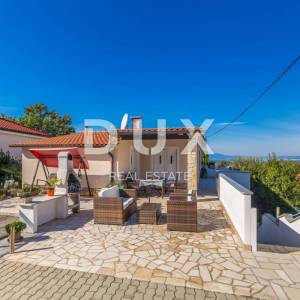 OTOK KRK, unutrašnjost otoka - samostojeća kuća