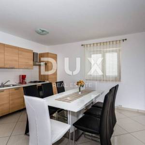 OTOK KRK, VRBNIK - Apartman 99 m2 sa pogledom na more