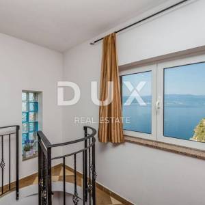 OTOK KRK, VRBNIK - Atraktivni kompleks kuća prvi red do mora