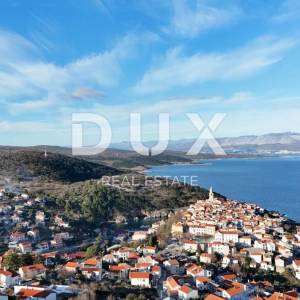 OTOK KRK, VRBNIK - Građevinsko zemljište s projektom luksuzne zgrade