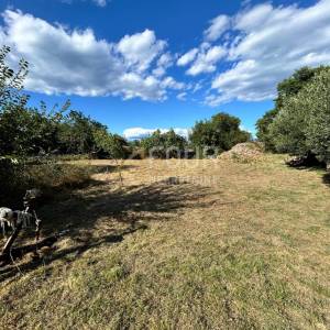 Otok Krk, Vrbnik, građevinsko zemljište, 655m2