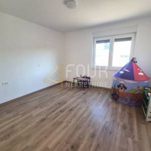 Otok Krk, Vrbnik, kuća s pogledom na more, 152m2, terasa