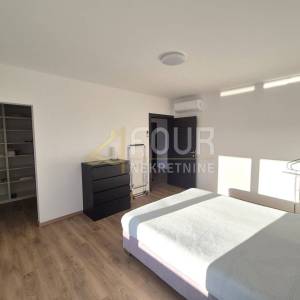 Otok Krk, Vrbnik, kuća s pogledom na more, 152m2, terasa