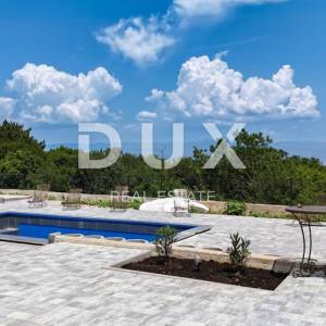 OTOK KRK, VRBNIK - Luksuzna vila s bazenom i pogledom na more