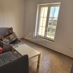 Otok Krk, Vrbnik - okolica, novogradnja, kamena kuća s bazenom