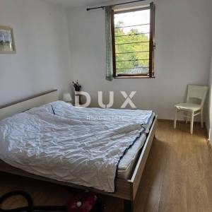 OTOK KRK, VRBNIK (okolica) - Samostojeća kuća na osami sa dva apartmana