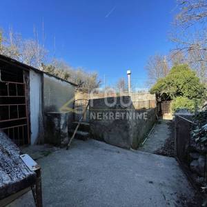 Otok Krk, Vrbnik - okolica, starina za adaptaciju