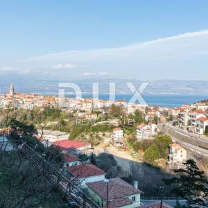 OTOK KRK, VRBNIK - Trosobni stan s pogledom na more