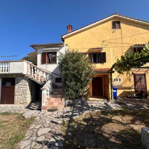 OTOK KRK, VRH - Dvojni objekt s velikim potencijalom