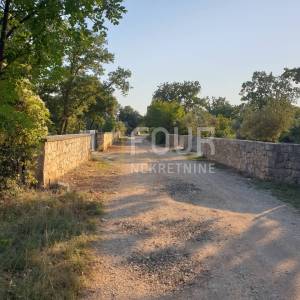 Otok Krk, Vrh, poljoprivredno zemljište od 1.001m2