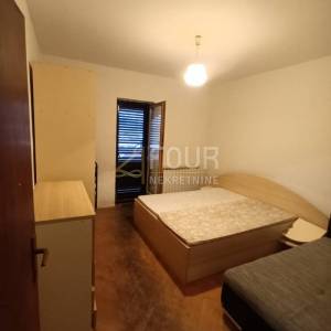Otok Pag, grad Pag, 106.85m2, 3s+db, terasa, 300m od mora
