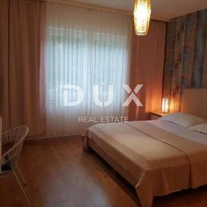OTOK PAG, GRAD PAG - Apartmanska vila prvi red do mora