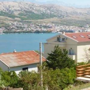 OTOK PAG, GRAD PAG- dvojna kuća 247 m2 za turizam