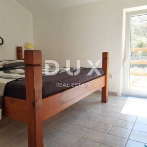 OTOK PAG, GRAD PAG- dvojna kuća 247 m2 za turizam