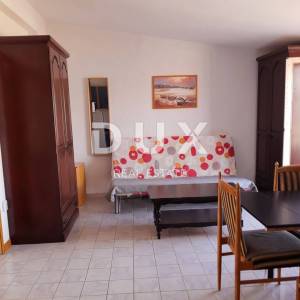 OTOK PAG, GRAD PAG- dvojna kuća 247 m2 za turizam
