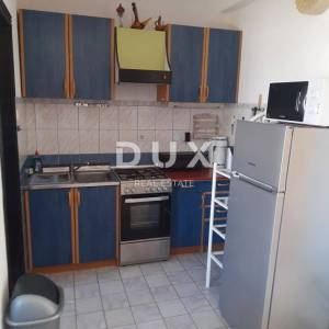 OTOK PAG, GRAD PAG- dvojna kuća 247 m2 za turizam