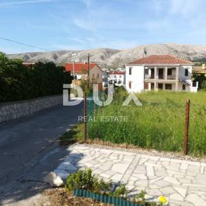 OTOK PAG - građevinsko, zemljište, 370 m2, pristup s asfalta