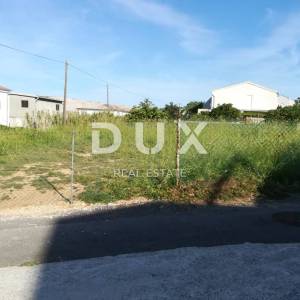 OTOK PAG - građevinsko, zemljište, 370 m2, pristup s asfalta