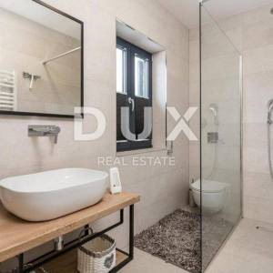 OTOK PAG, JAKIŠNICA - Luksuzna vila s pogledom na more, 240m2