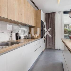 OTOK PAG, JAKIŠNICA - Luksuzna vila s pogledom na more, 240m2