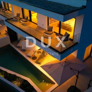 OTOK PAG, JAKIŠNICA - vrhunska moderna duplex vila s bazenom