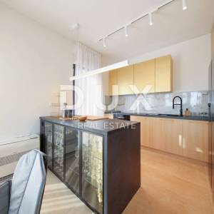OTOK PAG, JAKIŠNICA vrhunska moderna duplex vila s bazenom