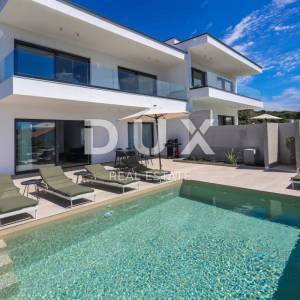 OTOK PAG, JAKIŠNICA - vrhunska duplex vila s bazenom