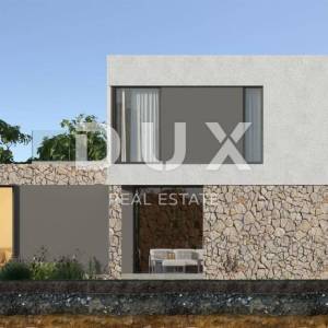 OTOK PAG, KOLAN - vila 200m2 s bazenom  + okoliš 400m2