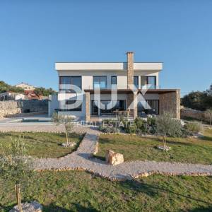 OTOK PAG, LUN - jedinstvena vila s bazenom na predivnoj lokaciji
