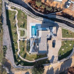 OTOK PAG, LUN - jedinstvena vila s bazenom na predivnoj lokaciji