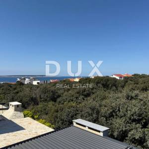 OTOK PAG, MANDRE - 3s+db stan u kući od samo dva stana