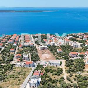 OTOK PAG, MANDRE - Luksuzna vila u nizu