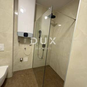 OTOK PAG, MANDRE - penthouse s krovnom terasom i fenomenalnim pogledom na more