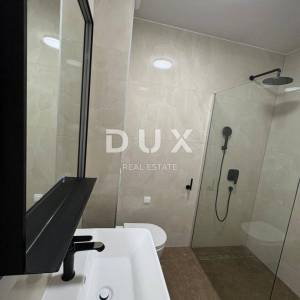 OTOK PAG, MANDRE - penthouse s krovnom terasom i fenomenalnim pogledom na more
