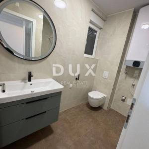 OTOK PAG, MANDRE - penthouse s krovnom terasom i fenomenalnim pogledom na more