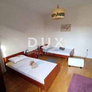 OTOK PAG, NOVALJA -  3s+db etaža kuće 116m2 PRILIKA