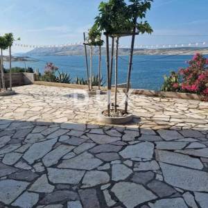 OTOK PAG, NOVALJA - Apartman 2. red od mora!