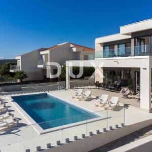 OTOK PAG, NOVALJA - Luksuzna vila s bazenom na prestižnoj lokaciji