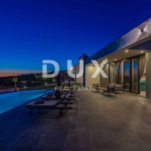 OTOK PAG, NOVALJA - luksuzna duplex vila na prostranoj okućnici s pogledom na more