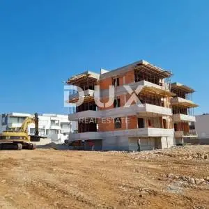 OTOK PAG-, NOVALJA - Odličan 3s+db apartman u novogradnji
