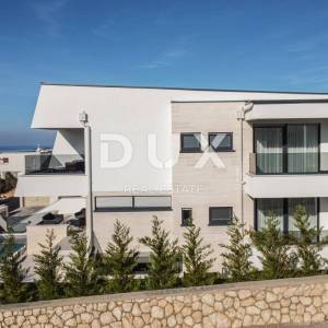 OTOK PAG, NOVALJA - Vila s 4 spavaće sobe, bazenom i saunom, 148,50m2